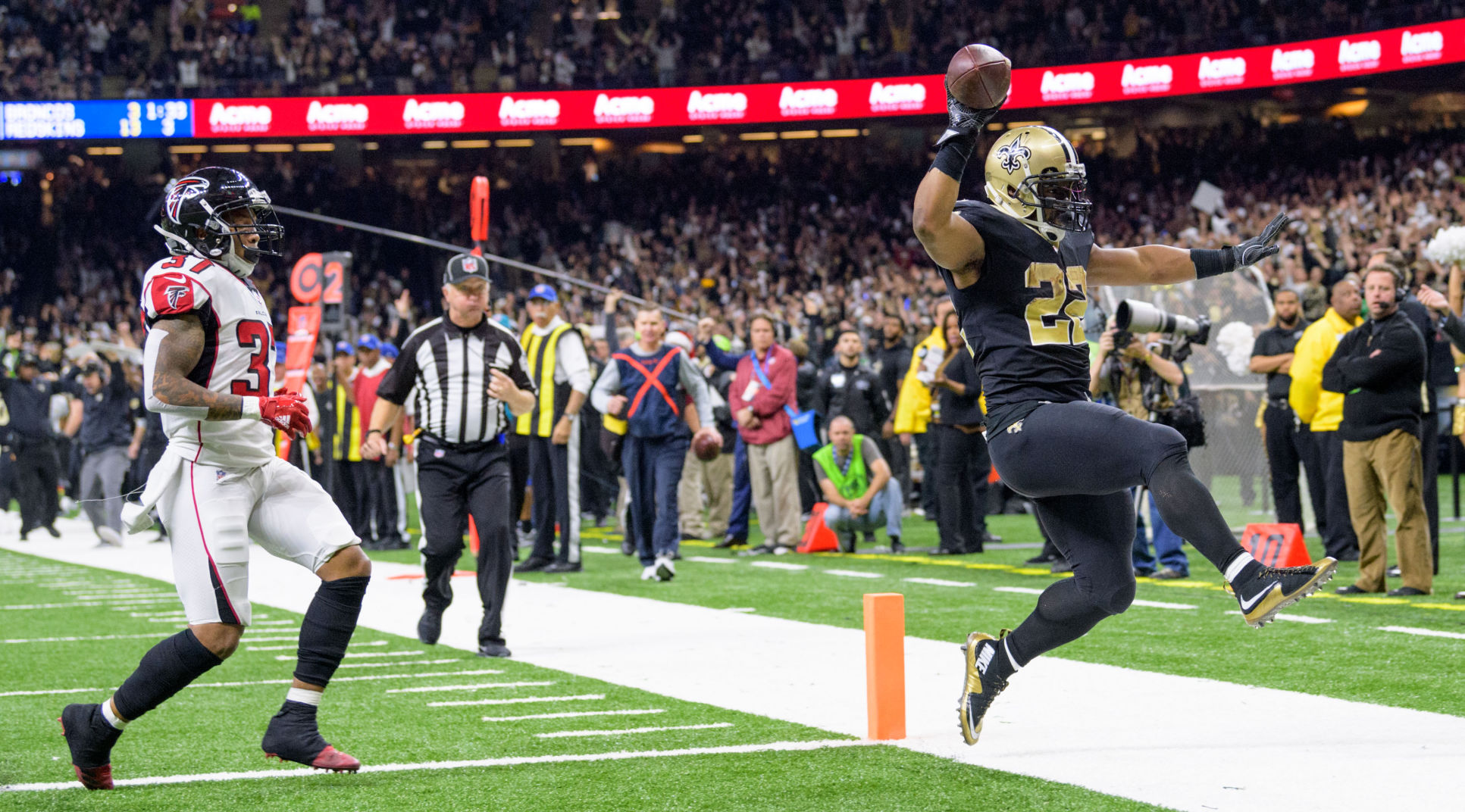 NO.saintsfalcons.122517.027.JPG
